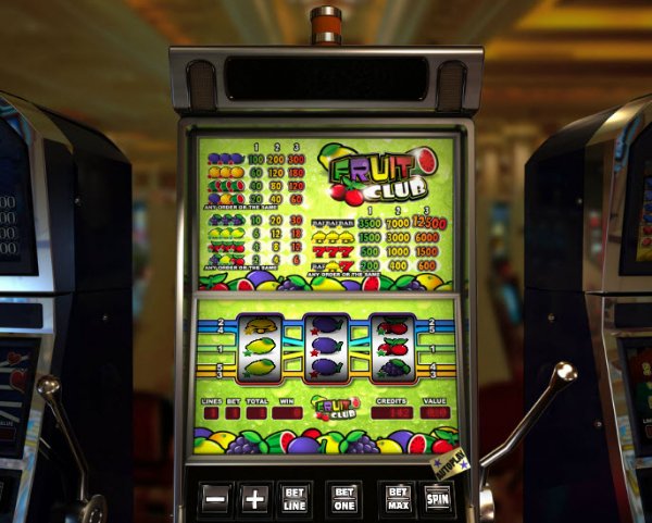 Fruit Club Slot Machine